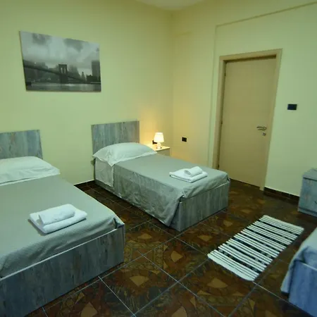 B&B Tirana - Vila 21 ベッド・アンド・ブレックファスト *